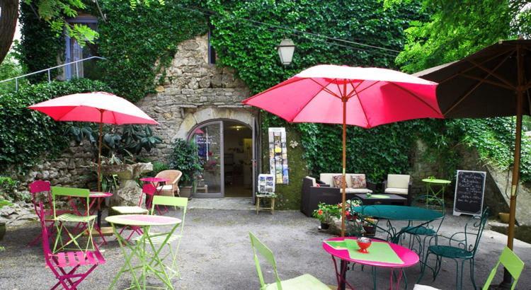 Le Hameau De L'Etoile Hotell Saint-Martin-de-Londres Exteriör bild